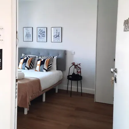 Apartment Smiling Places - In