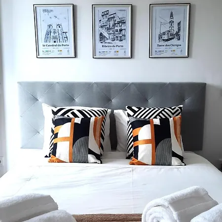 Smiling Places - In Apartment *