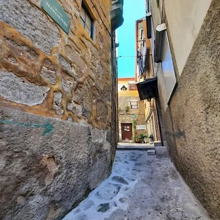 Apartment Smiling Places - In Porto