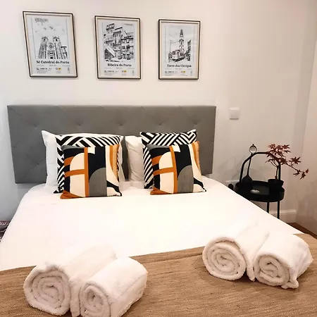 Smiling Places - In Apartment