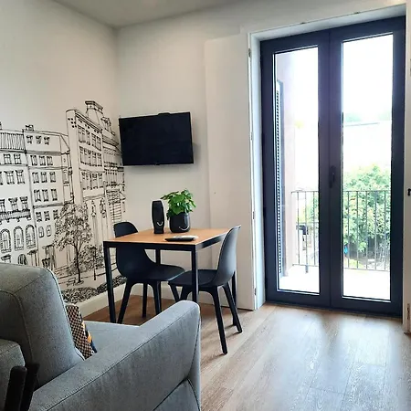 Apartment Smiling Places - In *