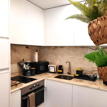 Smiling Places - In דירה *