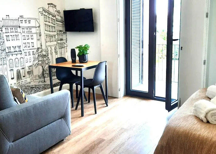 Smiling Places - In Oporto